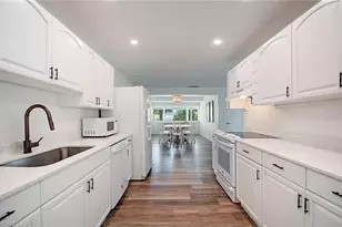 1281 Diana Ave, Naples, FL 34103 - Photo 9