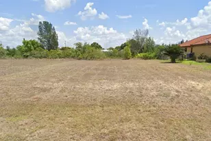 919 NE 1st Ave, Cape Coral, FL 33909 - Photo 1