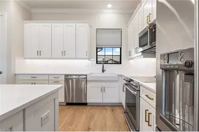 15328 Lucerna St #202, Naples, FL 34114 - Photo 11