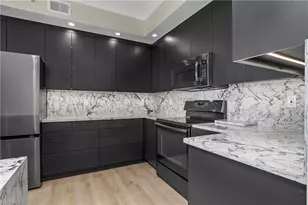 269 Vintage Bay Dr, Marco Island, FL 34145 - Photo 3