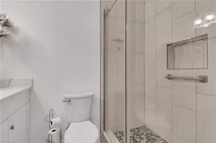 7032 Cedarhurst Dr, Fort Myers, FL 33919 - Photo 19