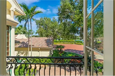 8169 Via Vecchia, Naples, FL 34108 - Photo 15