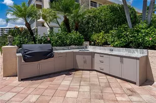 3450 Gulf Shore Blvd N, Naples, FL 34103 - Photo 29