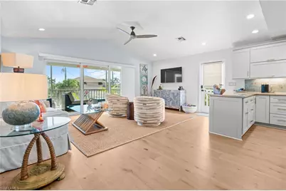 6008 Cypress Ln, Bonita Springs, FL 34134 - Photo 7