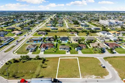 1523 SW 16th Ct, Cape Coral, FL 33991 - Photo 7