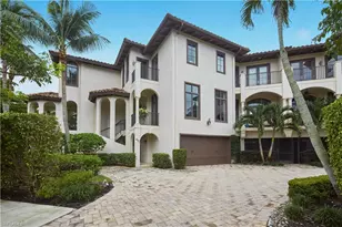 692 10th Ave S, Naples, FL 34102 - Photo 1