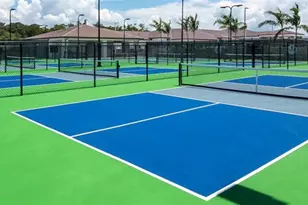 11805 Drake Ln, Naples, FL 34120 - Photo 7