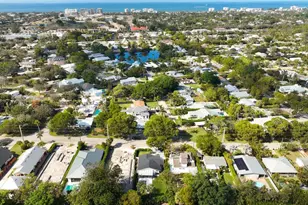 1080 13th St N, Naples, FL 34102 - Photo 27