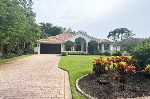 5071 Coral Wood Dr, Naples, FL 34119 - Photo 1