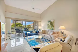 7654 Pebble Creek Cir, Naples, FL 34108 - Photo 5