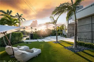 441 Mooring Line Dr, Naples, FL 34102 - Photo 11