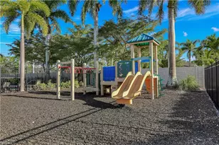 1685 Serrano Cir, Naples, FL 34105 - Photo 45