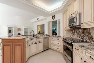 8420 Abbington Cir, Naples, FL 34108 - Photo 5