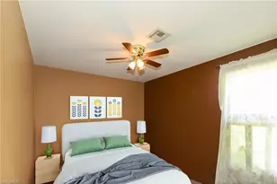 360 16th Ave NW, Naples, FL 34120 - Photo 23