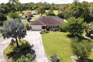 360 16th Ave NW, Naples, FL 34120 - Photo 7