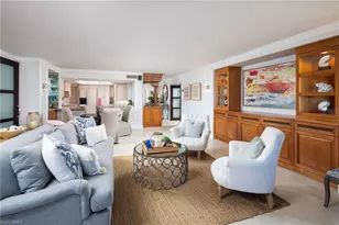 10851 Gulf Shore Dr, Naples, FL 34108 - Photo 9