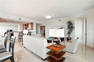 265 Indies Way, Naples, FL 34110 - Photo 9