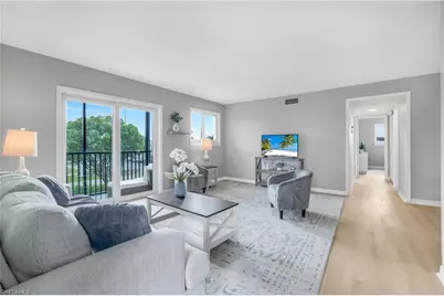 766 Central Ave #313, Naples, FL 34102 - Photo 3