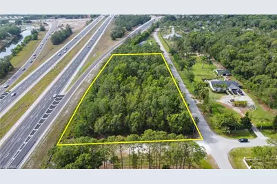 620 Soll St, Naples, FL 34109 - Photo 5