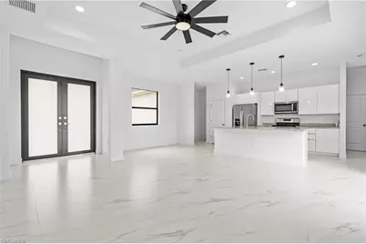 933 Gleason St, Lehigh Acres, FL 33974 - Photo 7