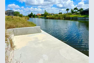 926 SW 28th St, Cape Coral, FL 33914 - Photo 3