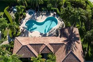 6626 Alden Woods Cir, Naples, FL 34113 - Photo 17