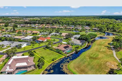 28445 Las Palmas Cir, Bonita Springs, FL 34135 - Photo 7