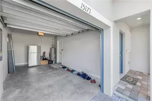 15171 Wildflower Cir, Naples, FL 34119 - Photo 3