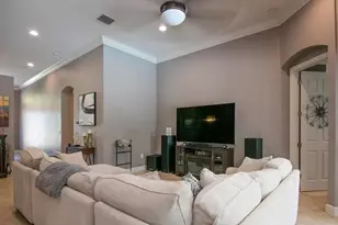 8198 Valiant Dr, Naples, FL 34104 - Photo 15