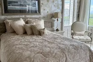 8990 Bay Colony Dr, Naples, FL 34108 - Photo 13