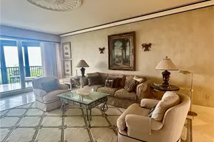 8990 Bay Colony Dr, Naples, FL 34108 - Photo 7