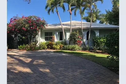 677 18th Ave S, Naples, FL 34102 - Photo 1