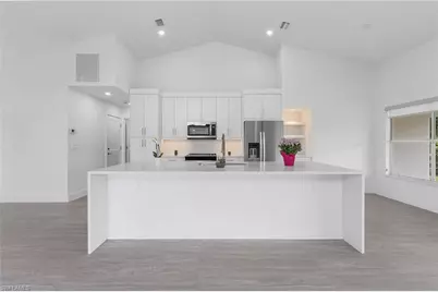 6626 Cutty Sark Ln, Naples, FL 34104 - Photo 9