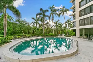 5555 Heron Point Dr, Naples, FL 34108 - Photo 33