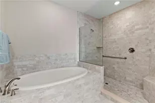 2550 Marquesa Royale Ln, Naples, FL 34109 - Photo 21