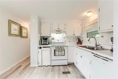 24631 S Seas Blvd, Bonita Springs, FL 34134 - Photo 5