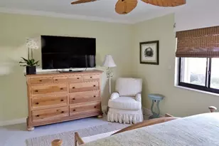 10475 Gulf Shore Dr, Naples, FL 34108 - Photo 23