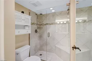 10475 Gulf Shore Dr, Naples, FL 34108 - Photo 9