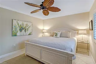 10475 Gulf Shore Dr, Naples, FL 34108 - Photo 25