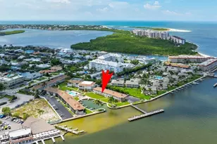 850 Palm St, Marco Island, FL 34145 - Photo 23