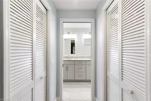 161 St James Way, Naples, FL 34104 - Photo 15