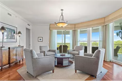 285 Grande Way #404, Naples, FL 34110 - Photo 5