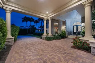 13700 Pondview Cir, Naples, FL 34119 - Photo 3
