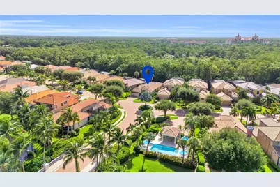 9226 Troon Lakes Dr, Naples, FL 34109 - Photo 9