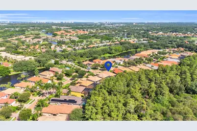 9226 Troon Lakes Dr, Naples, FL 34109 - Photo 43