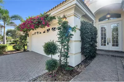 9226 Troon Lakes Dr, Naples, FL 34109 - Photo 5