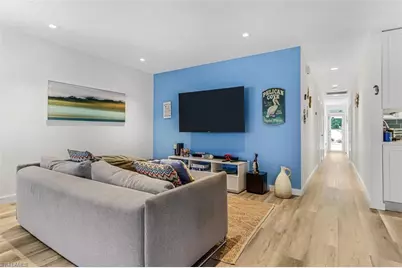 724 100th Ave N, Naples, FL 34108 - Photo 9