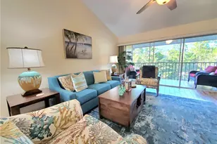 7105 Dennis Cir, Naples, FL 34104 - Photo 11