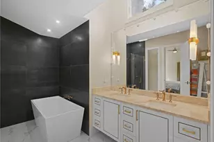 2140 Harlans Run, Naples, FL 34105 - Photo 21