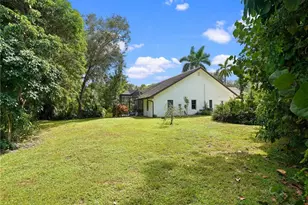 2140 Harlans Run, Naples, FL 34105 - Photo 11